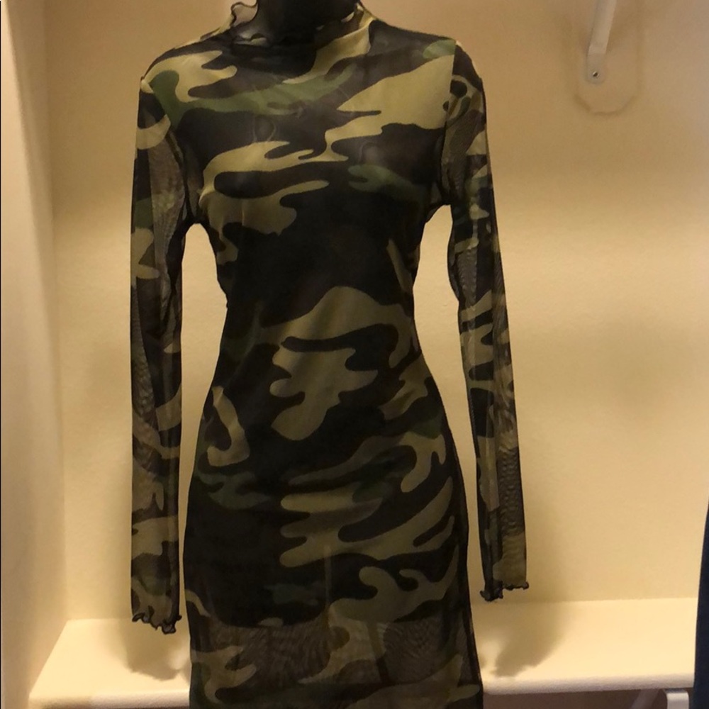 FOREVER 21 | Camo Women’s Dress